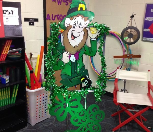 The Leprechaun Song - Great for improvisation with primary grades.